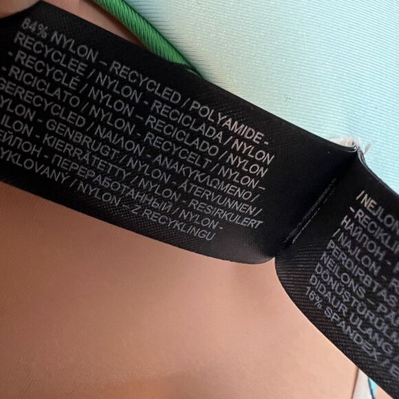 Hurley Wild Bloom Reversible Triangle Bikini Top Size Medium Green Blue NWT - Picture 14 of 15